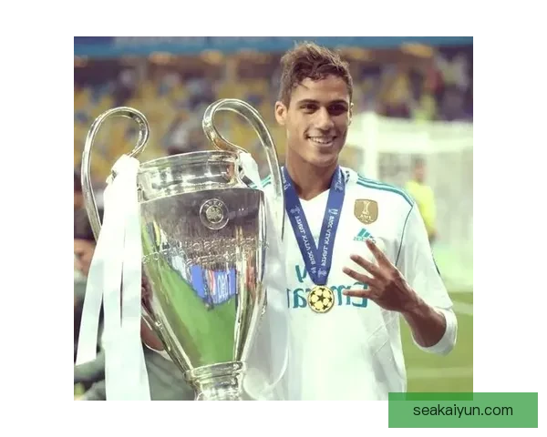 瓦拉内技术特点解析：防守意识强，脚下技术出色，逐渐展现竞争力增强。